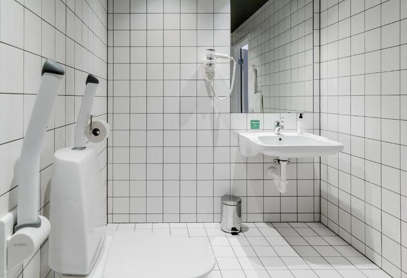 Семейный Номер, Stockholm North By First Hotels