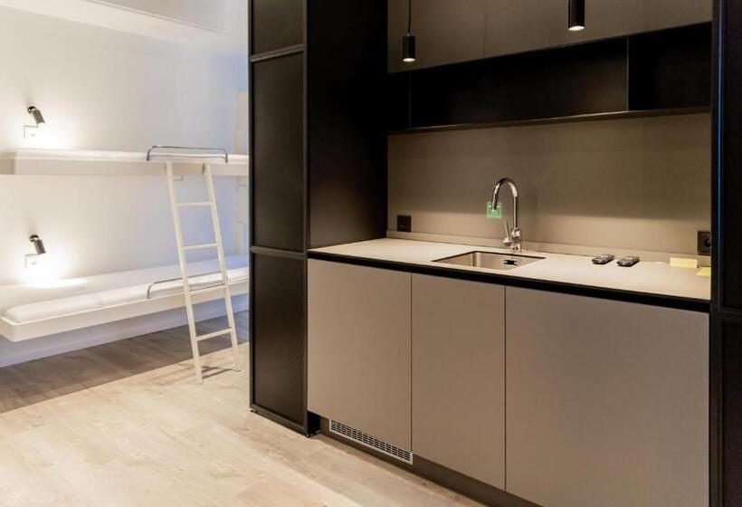 Студия Стандарт, Stockholm North By First Hotels