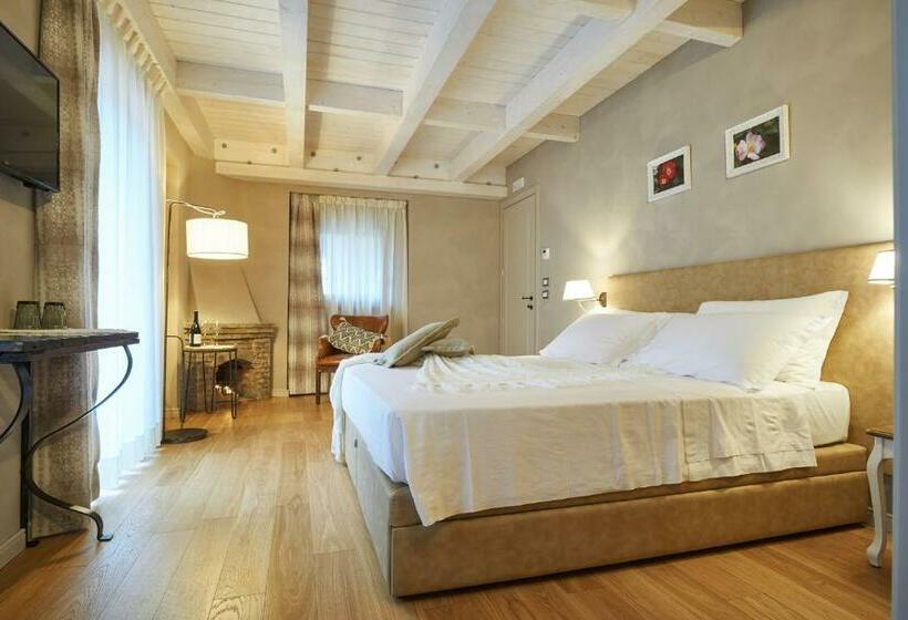 Трехместный Номер Deluxe, Relais Villa Miraglia