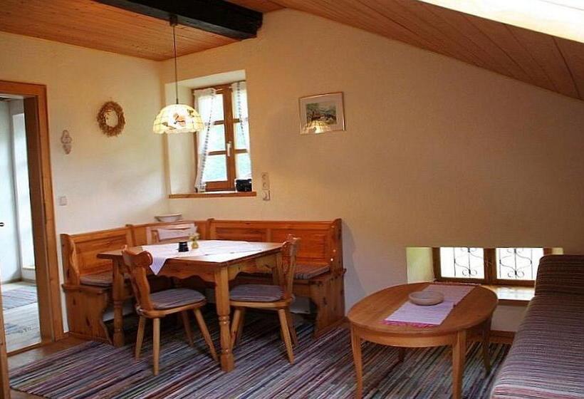 Апартаменты 2 Спальни, Jaklhof
