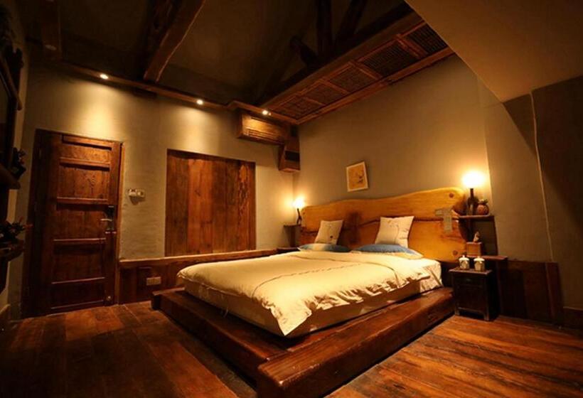 اتاق خانوادگی با چشم‌انداز باغ, Yunlu Lianxin Guesthouse