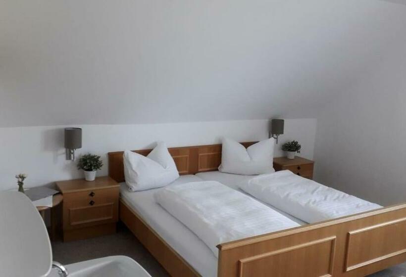 Номер Стандарт, Gasthaus Moosegg