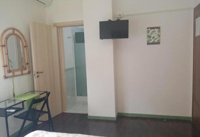 اتاق استاندارد, Florinda B&b Viareggio