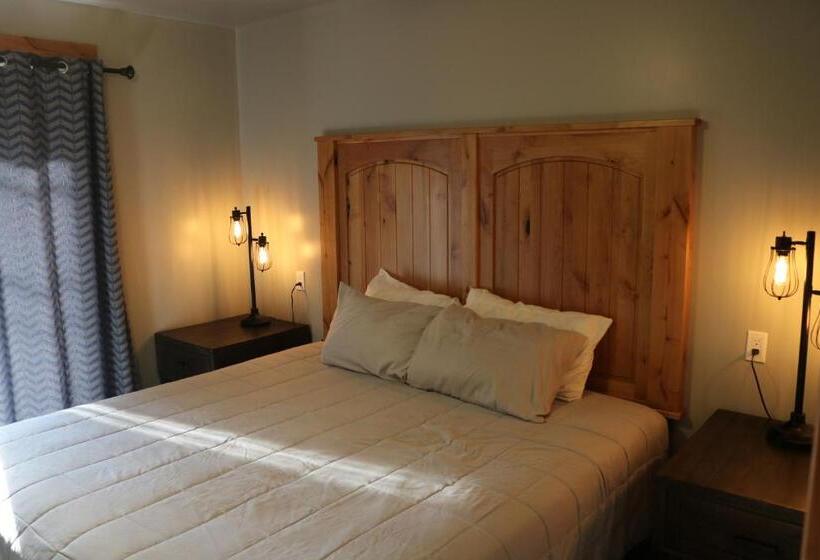 Люкс Кровать Кинг, Columbine Inn