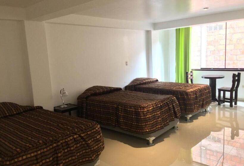 اتاق راحتی سه تخته, Quilla House 2