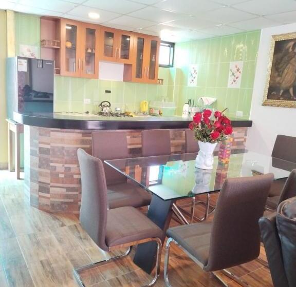 آپارتمان 1 خوابه با تراس, Quilla House 2