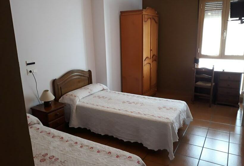 Номер Стандарт, Hostal Ardoi