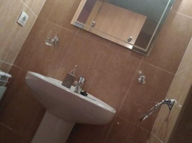 Номер Стандарт, Hostal Catalina De Austria