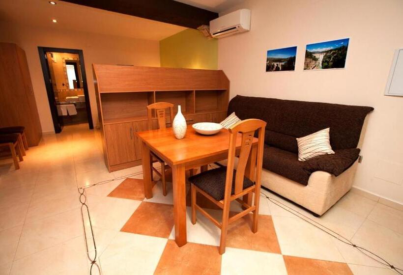 Escritório Estándar, Apartahotel Al Alba