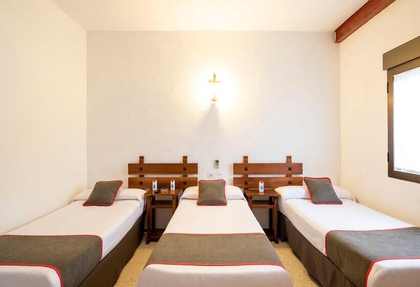 Номер Стандарт Трехместный, Hostal Santiago