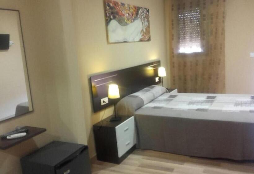 Номер Superior, Pensión Avenida