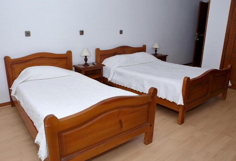 Quarto Triplo Estandar, Residencial Albergaria