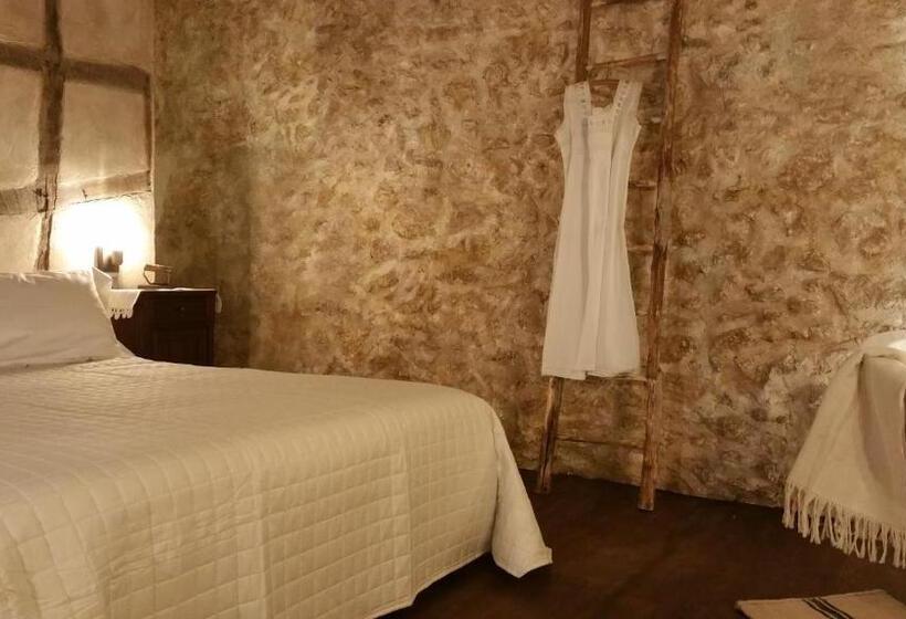 غرفة قياسية مطلة على الجبل, Charme In Perillis