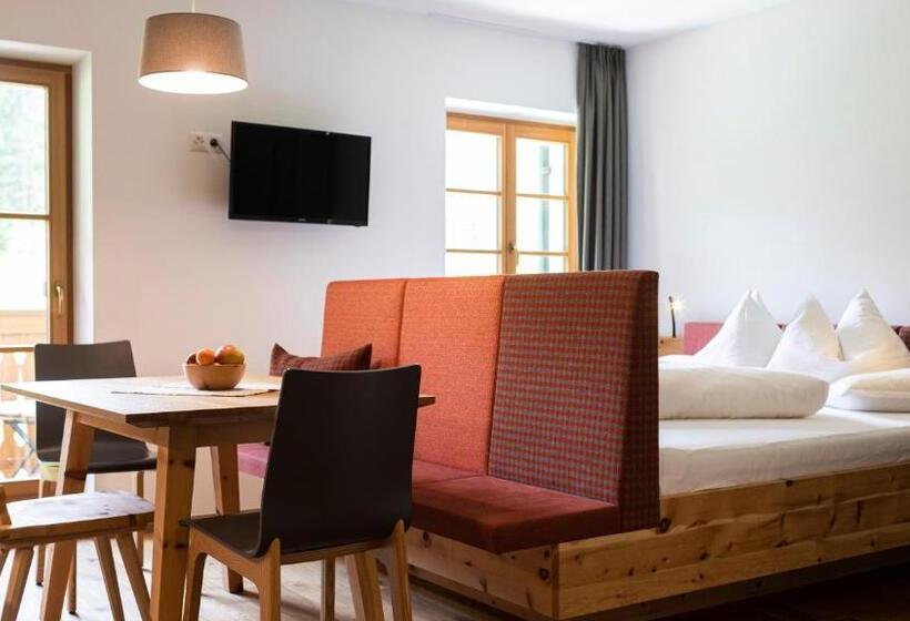Апартаменты 2 Спальни, Natura Boutique Chalet Wellness Spa