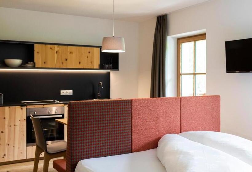 Апартаменты 2 Спальни, Natura Boutique Chalet Wellness Spa