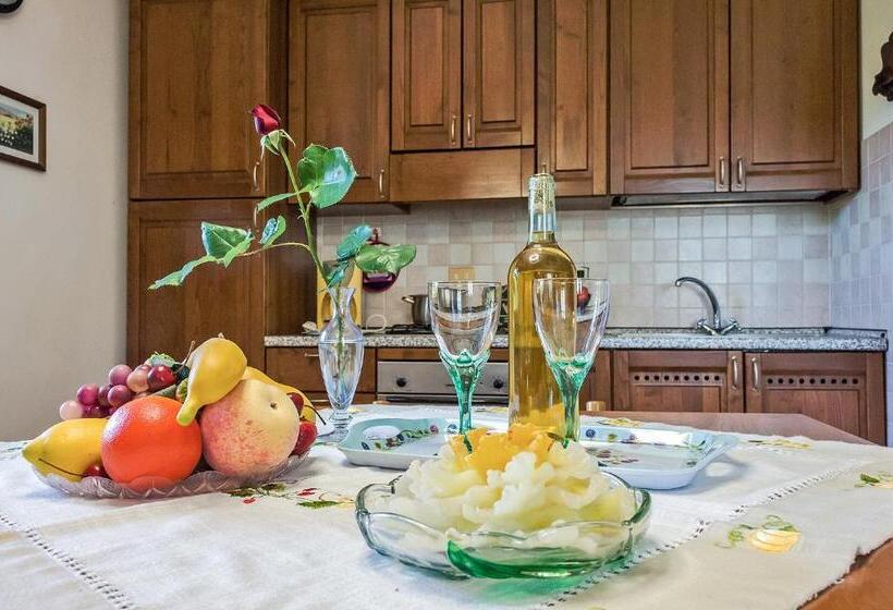 Апартаменты 1 Спальня Нижний Этаж, La Casanuova