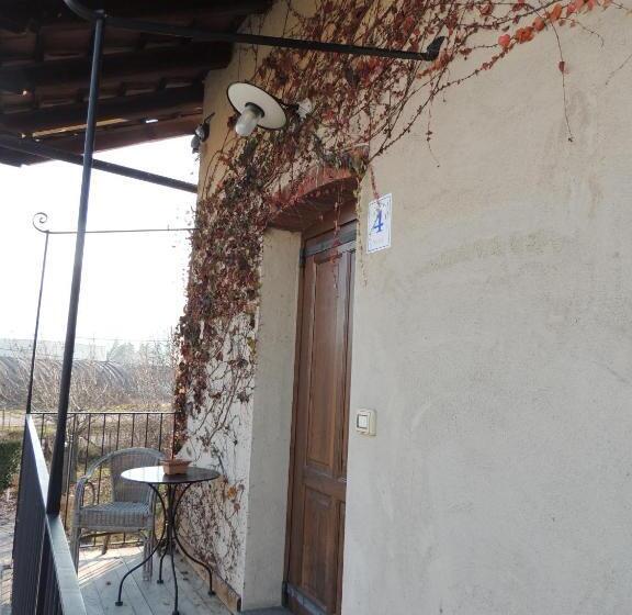 اتاق لوکس, Cascina La Commenda