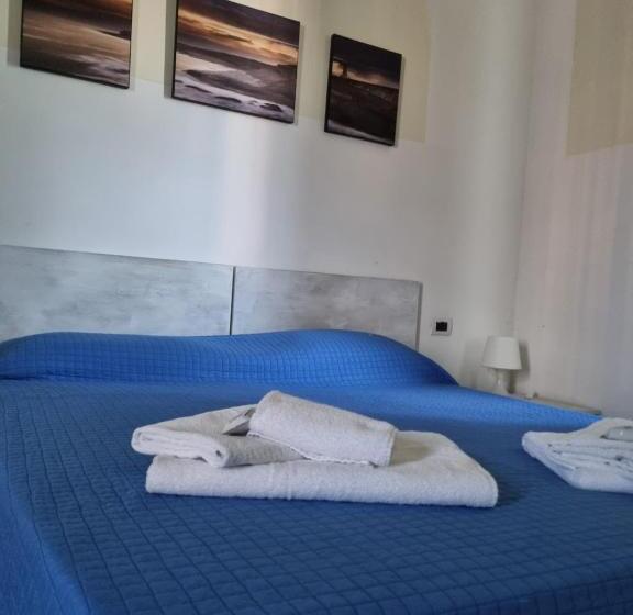 اتاق استاندارد با چشم‌انداز باغ, My Room Roma
