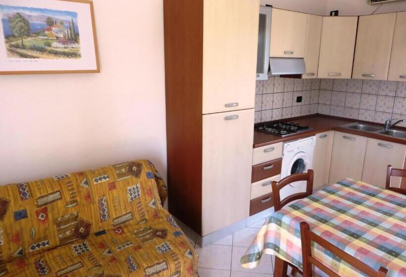 Апартаменты 1 Спальня, Residence Giglio