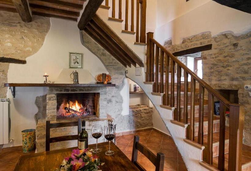 سوییت لوکس, Agriturismo Monte Acuto