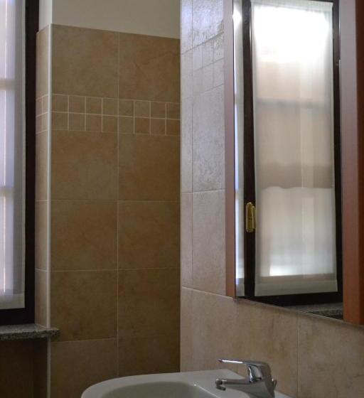 اتاق استاندارد یک نفره, La Locanda Di Valbella