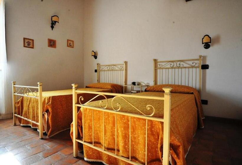 Апартаменты 2 Спальни с Балконом, Agriturismo Santa Veronica