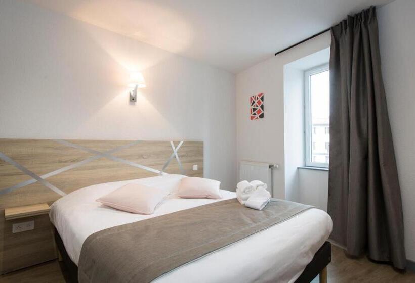 Номер Стандарт, Le Relais Délys
