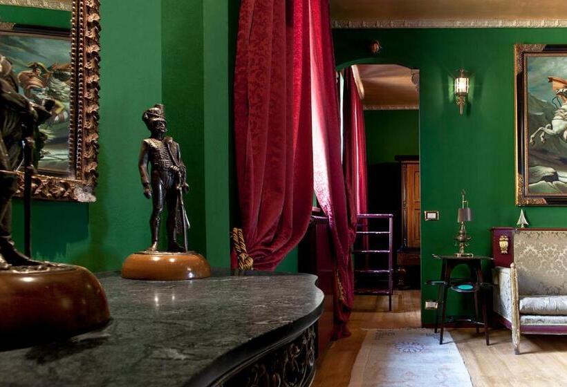 سوئیت جونیور با تراس, Repubblica Di Oz Rooms