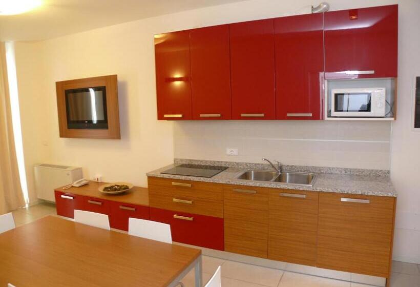 Апартаменты 2 Спальни Вид на Море, Residence Panorama Apart