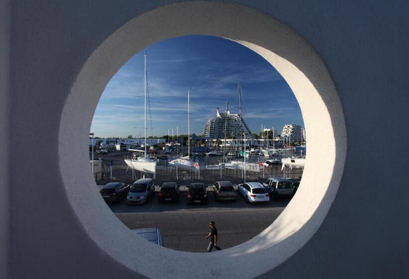 استودیوی استاندارد, Résidence Coté Mer