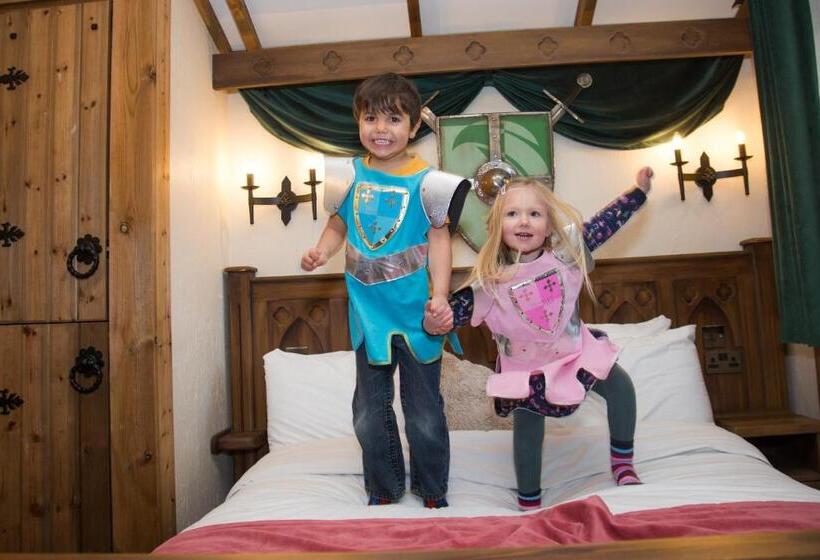 Шале 1 Спальня, Warwick Castle Hotel & Knight S Village