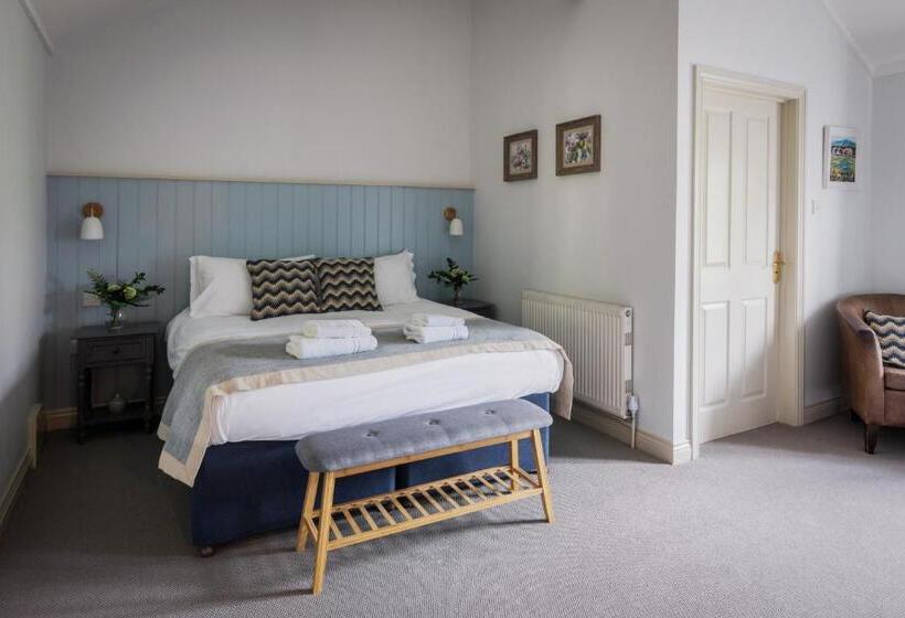 Номер Стандарт, The Kings Arms Otterton