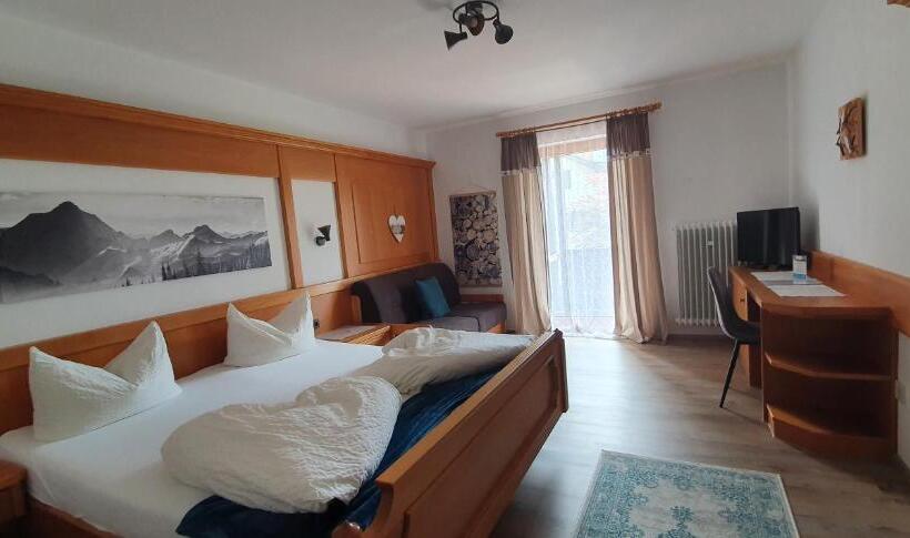 Семейный Номер, Alpenlandhaus