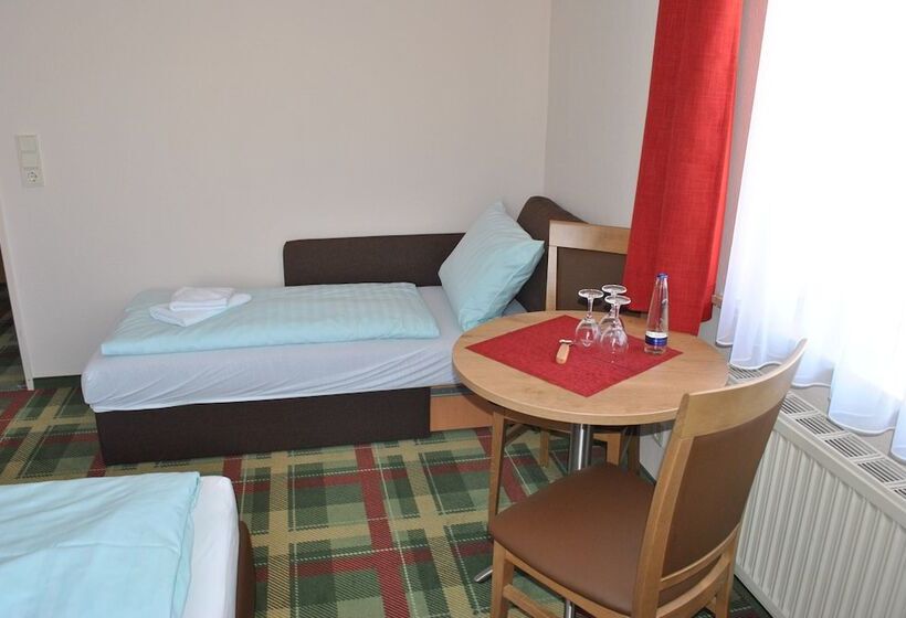 Номер Стандарт Трехместный, Gasthof Kampenwand Bernau
