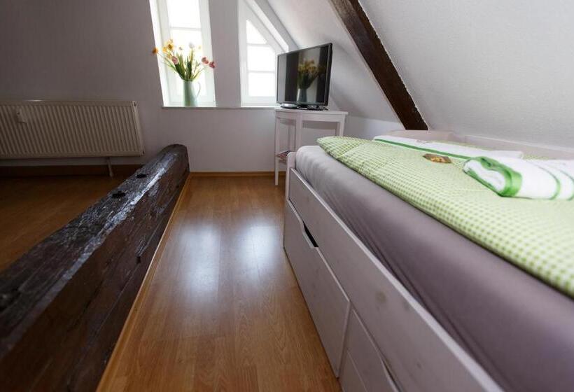 Семейный Номер, Pension Altes Burg