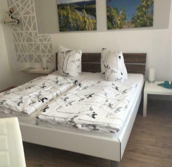 Номер Стандарт, Pension Am Markt