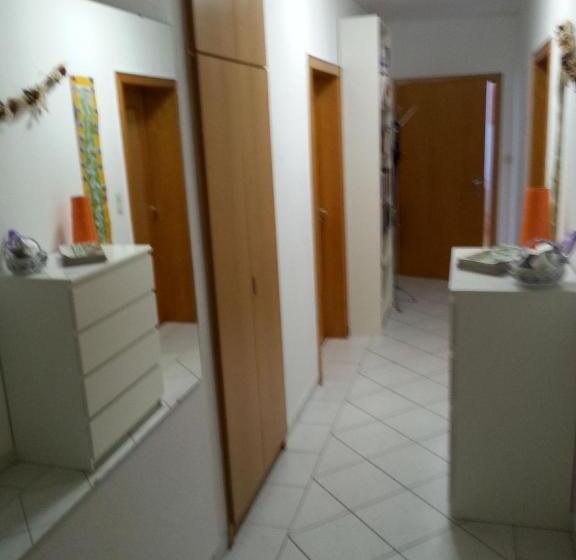 Номер Стандарт, Pension Am Markt