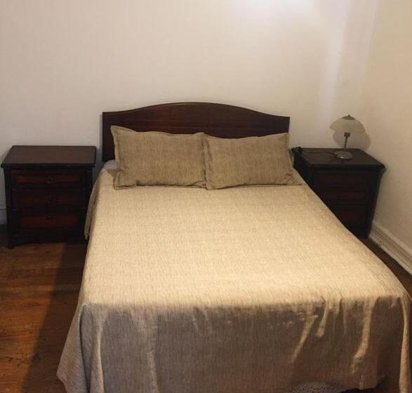 اتاق استاندارد با سرویس بهداشتی مشترک, Hostal Fiorenttina