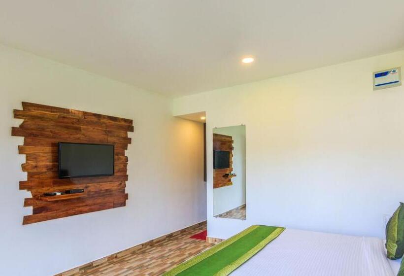 스탠다드 룸, Treebo Lands End Beach Resort Morjim