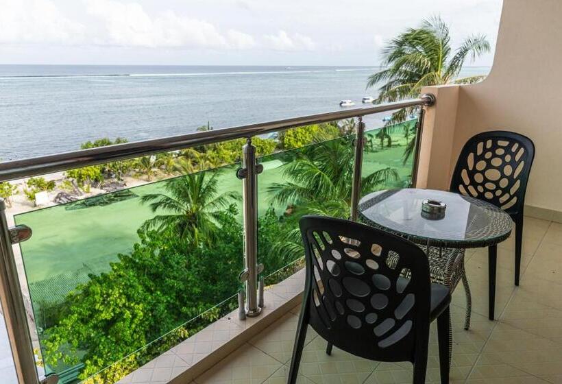 اتاق لوکس با چشم‌انداز دریا, Sunrise Beach