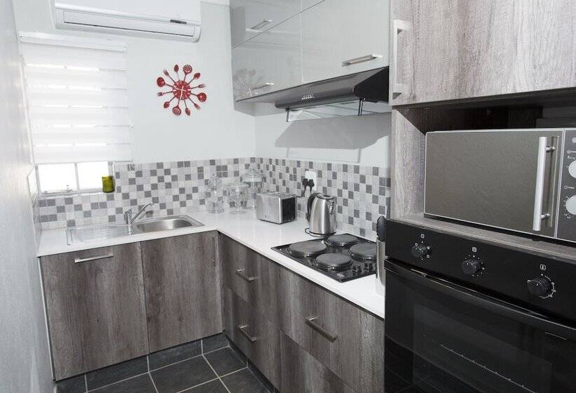 Люкс 2 Спальни, 3 Lux Suites