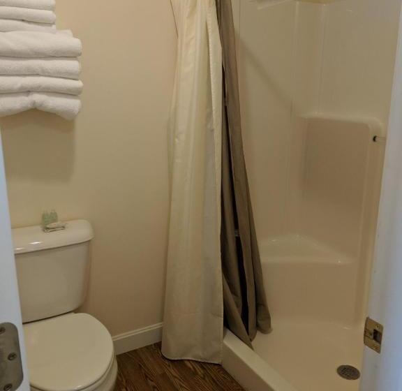 Номер Стандарт, Rangeley Saddleback Inn