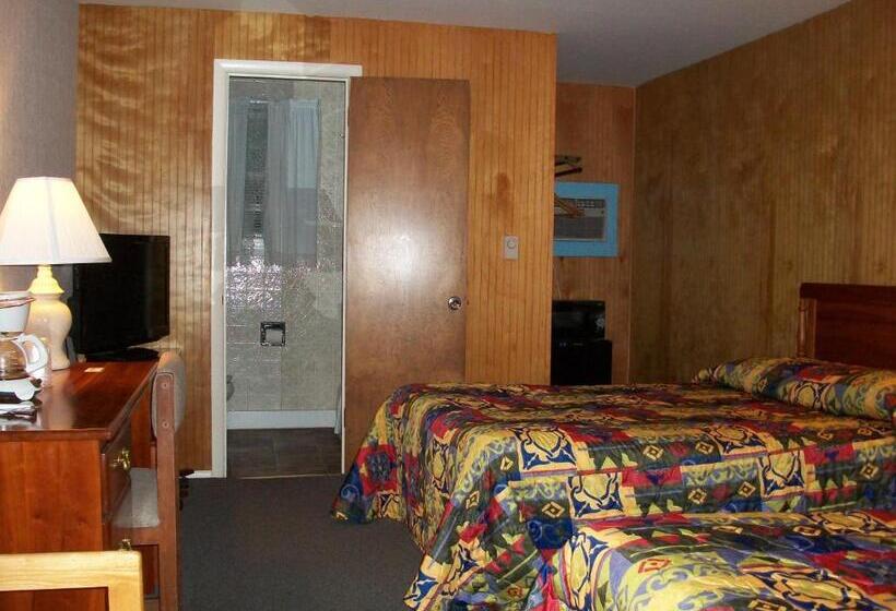 Четырехместный Номер Стандарт, Mohican Motel