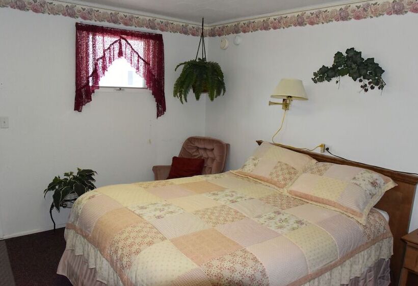 Номер Стандарт, Royals Inn Motel