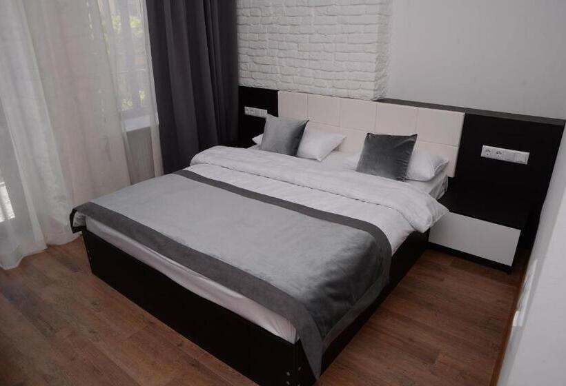 اتاق استاندارد با بالکن, Guest House Gantiadi