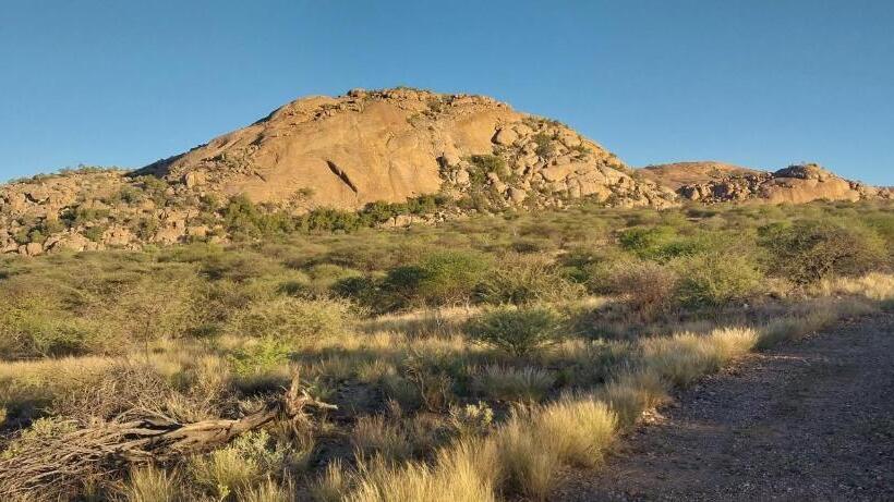 سوییت خانوادگی, Camp Mara