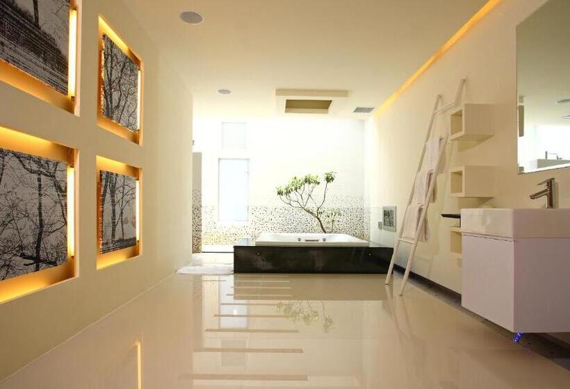 اتاق استاندارد با تخت بزرگ, Elan Motel