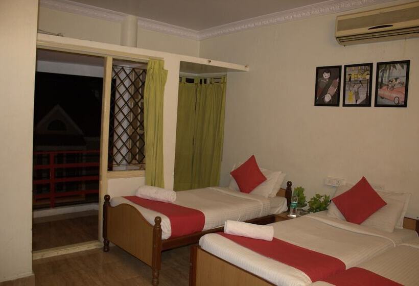 デラックスルーム, Nachis Bnb