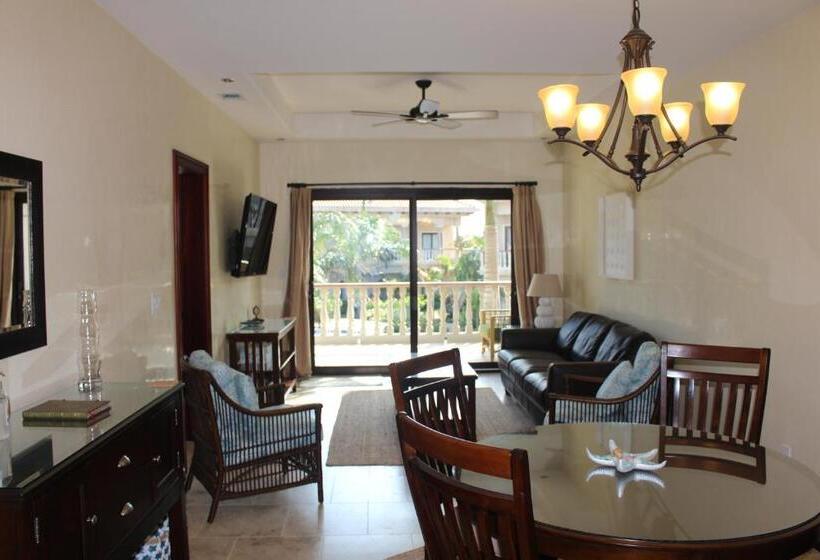 آپارتمان 1 خوابه با چشم‌انداز استخر, The Meridian At Lighthouse Point