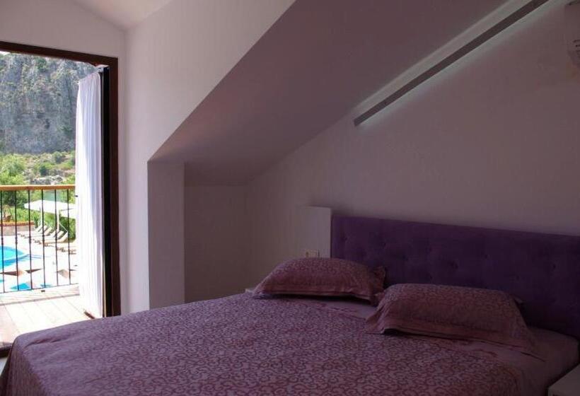استودیوی لوکس, Aydos Suites